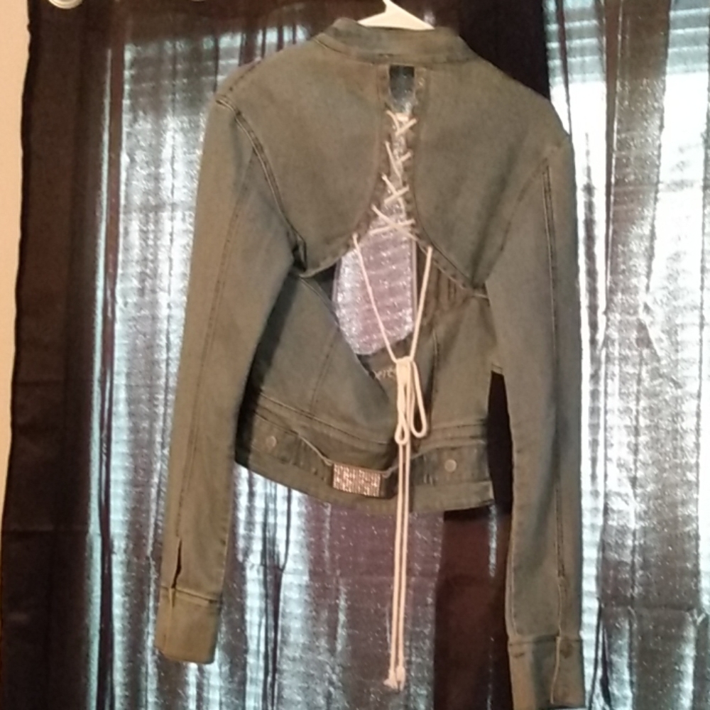 Jean Jacket - Picture 2 of 4